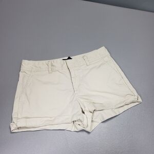 Gap factory womens cream colored shorts 2